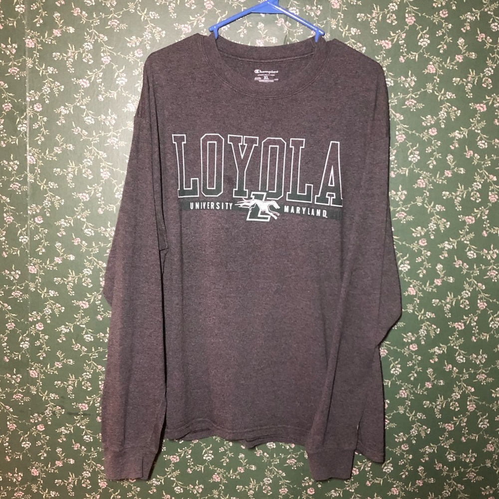 🥑 Loyola University Long Sleeved Tee